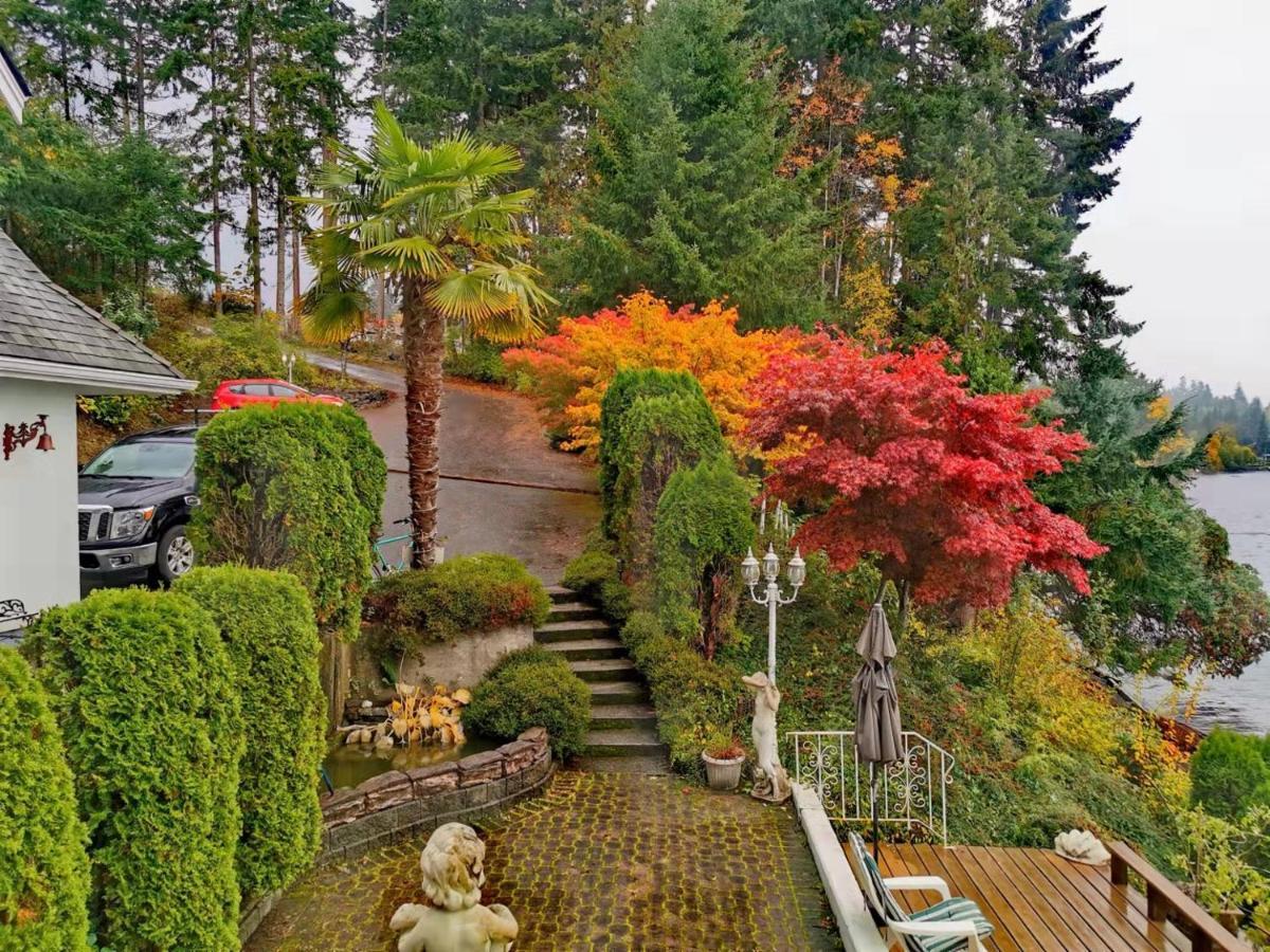 Walkon Waterfront Castle Cove Inn Chemainus Esterno foto